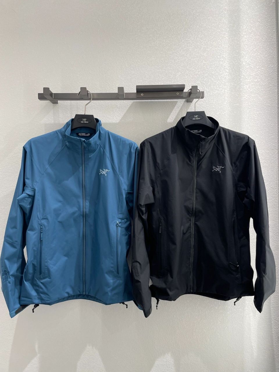 始祖鸟男士软壳kadin    始祖鸟软壳kadin静海蓝  黑色