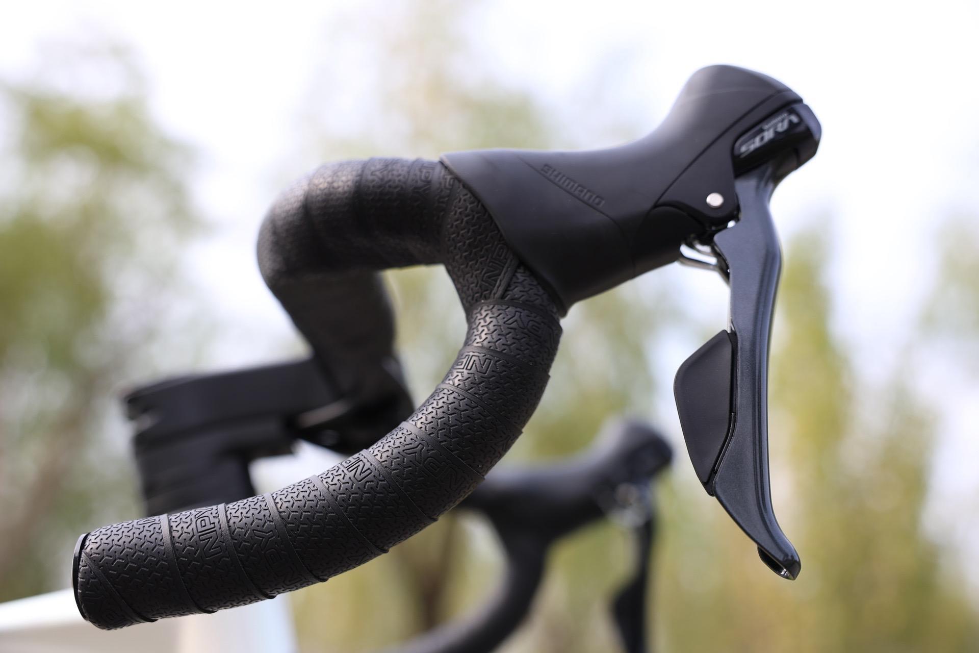 全新自主品牌公路车,shimano r3000套件 ,搭配线拉油碟,(29速)同档次