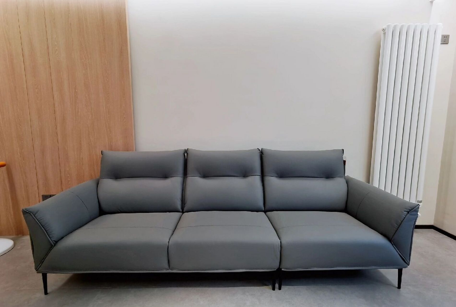 左右沙发2021深灰色真皮沙发 我的沙发到货啦,去年11月买的,一直等全