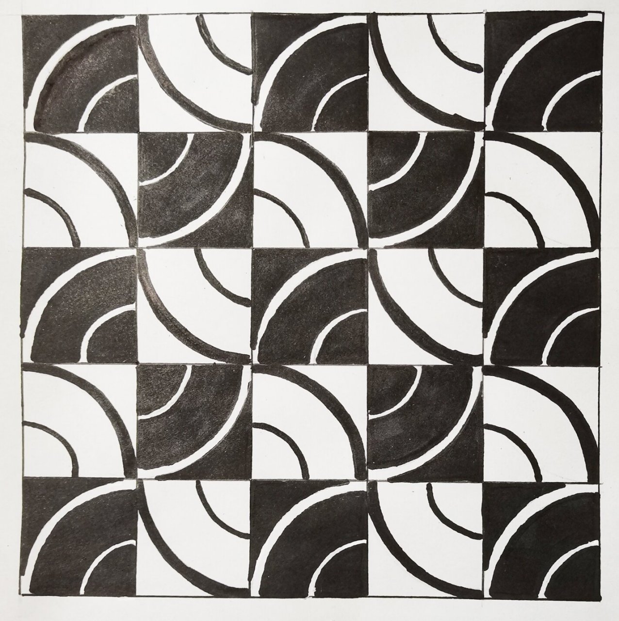 构成的表现形式-重复构成 图一是基本型 图二是基本型的重复构成