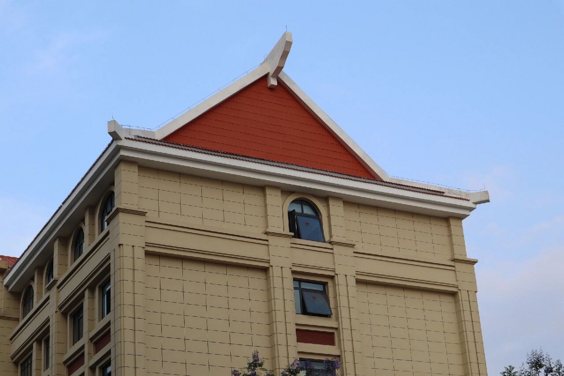 欢迎报考厦门外国语集美校区!