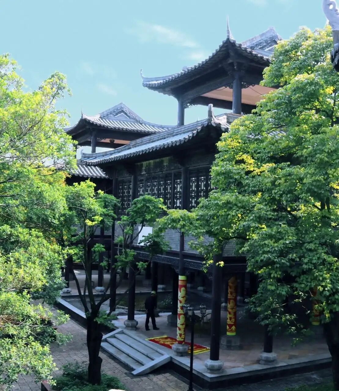 粤晖园:岭南园林的璀璨瑰宝 粤晖园,位于东莞市道滘镇,是中国四大名园