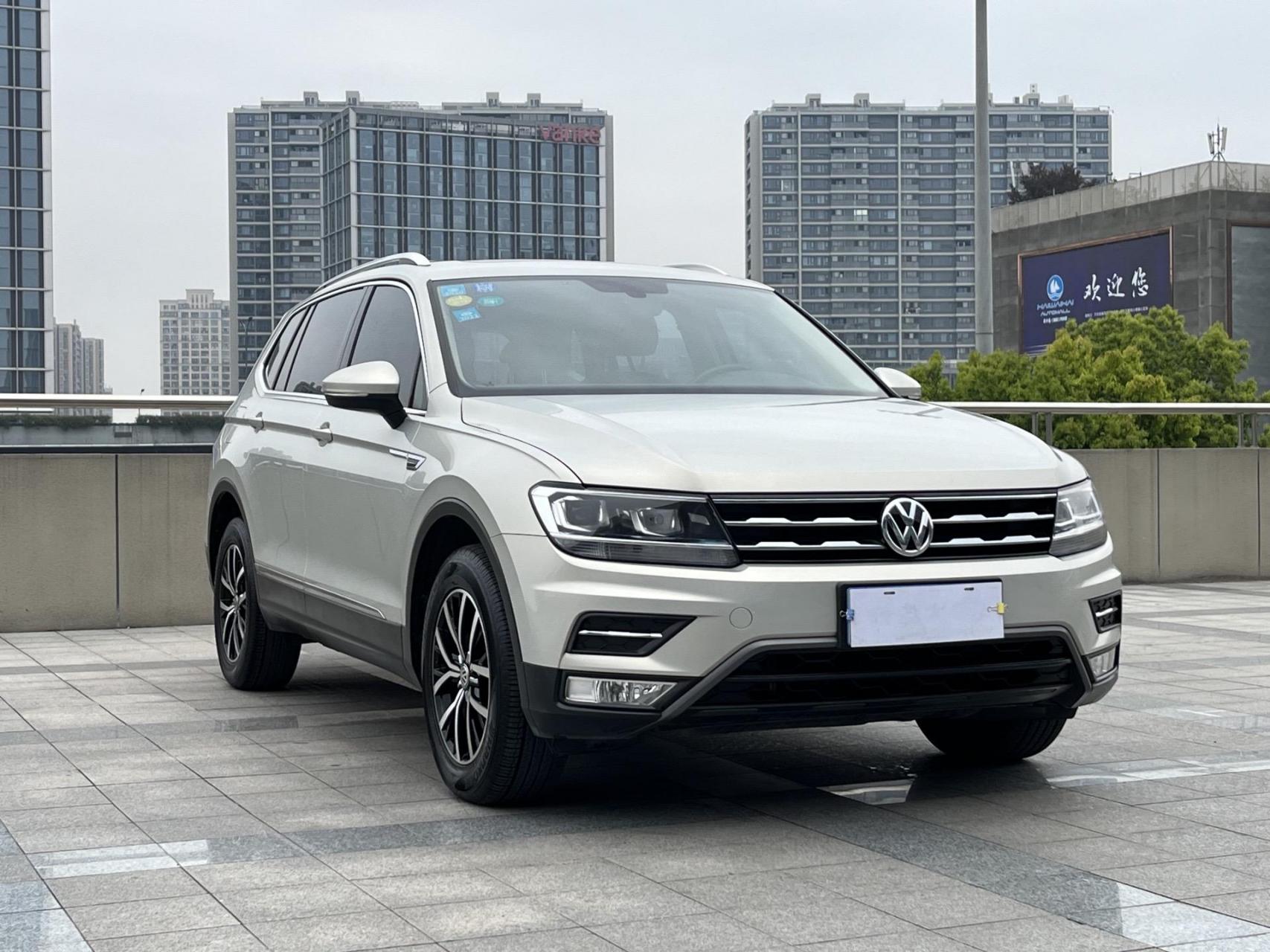 诚诺到店 18年7月大众途观l 330tsi 两驱豪华版 2.