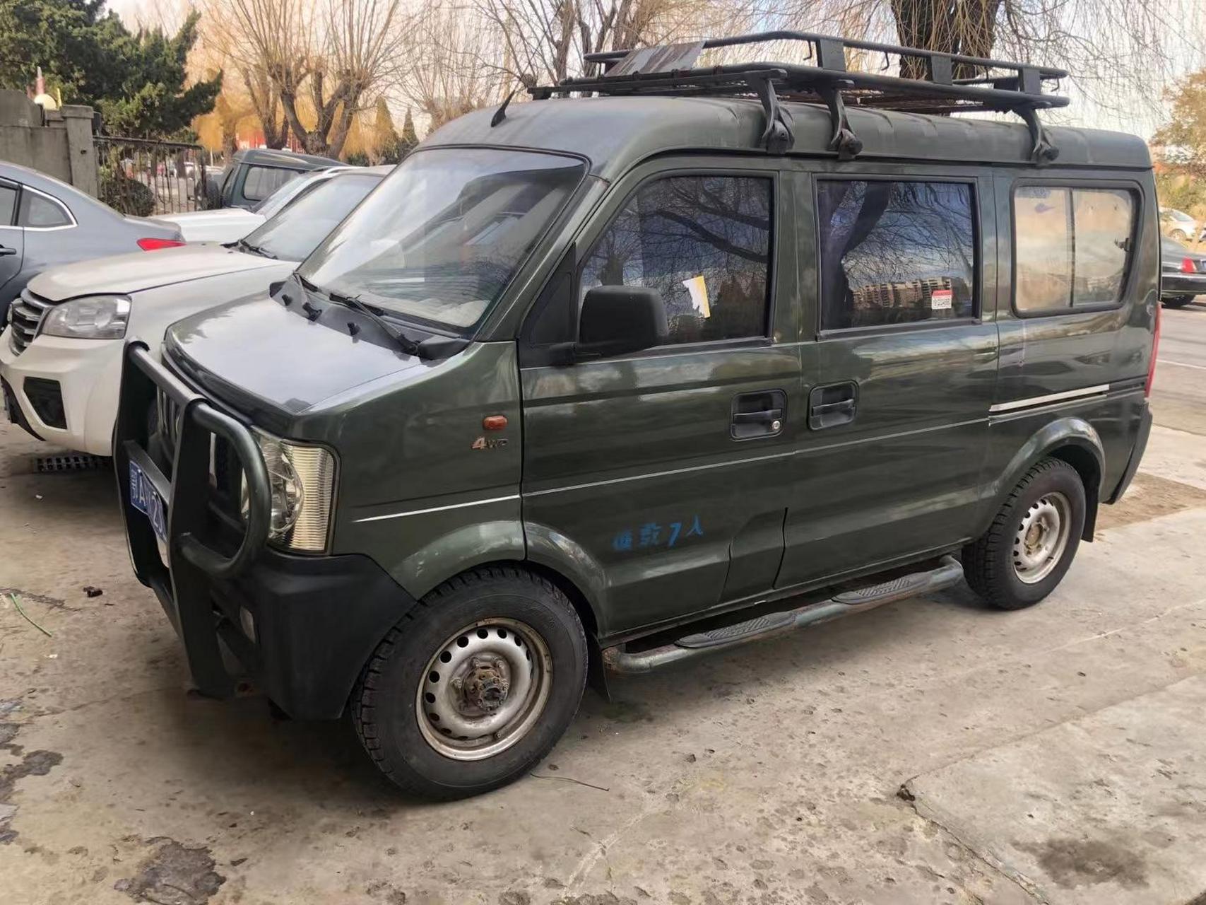 四驱国产的小面包还是第一次见,俩挂档杆东风小康v27四驱面包车 四驱
