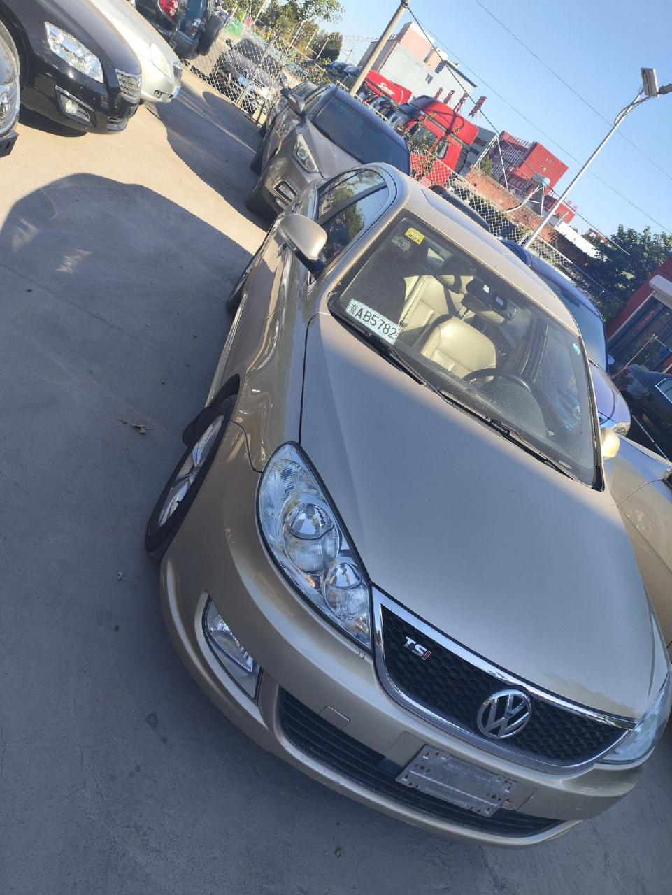 4t大众朗逸运动版比较稀有 7速双离合 动力足提速快还省油  多功能