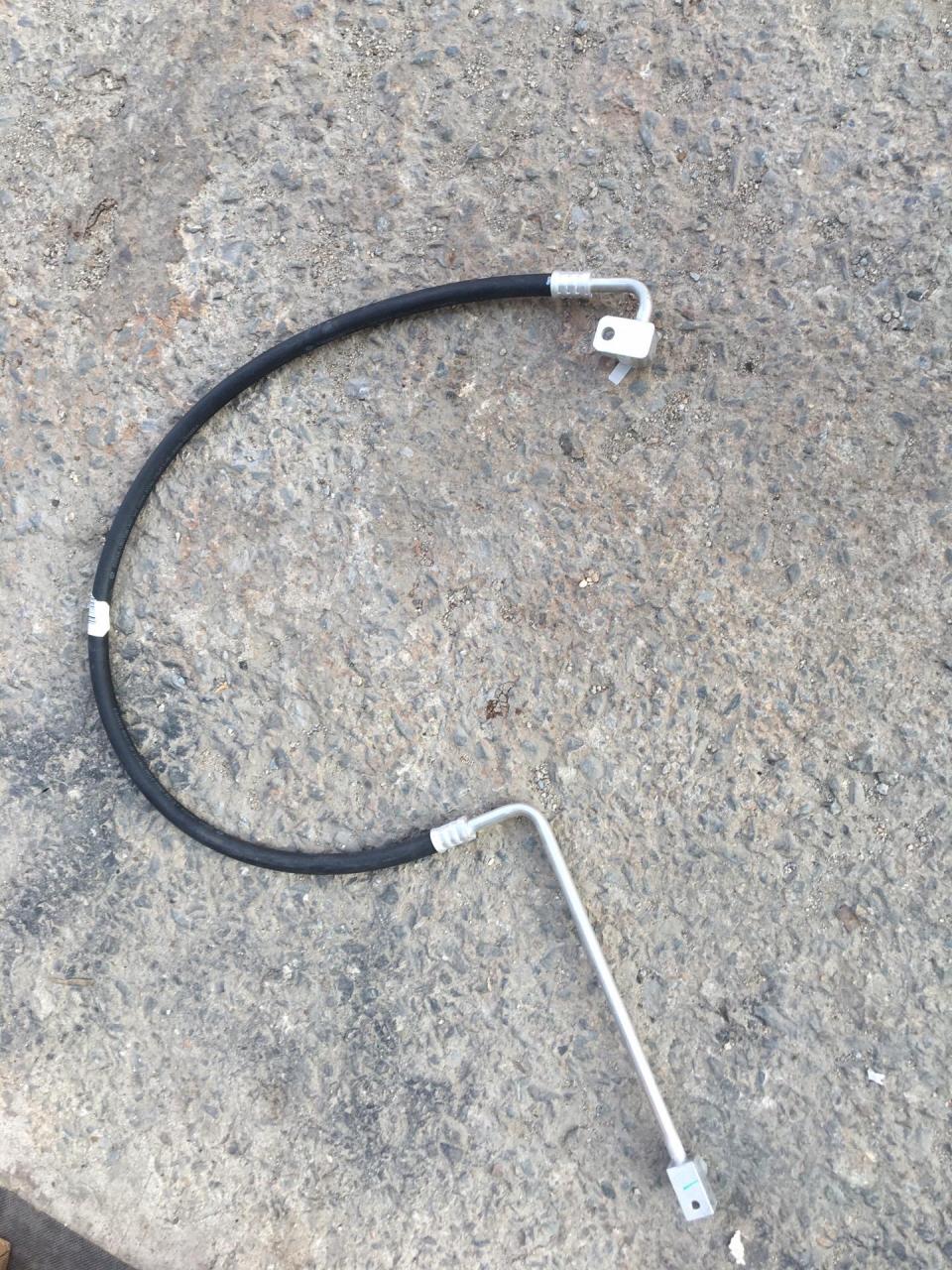 解放j6原厂空调管 型号齐全需要的朋友可以来咨询一汽解放