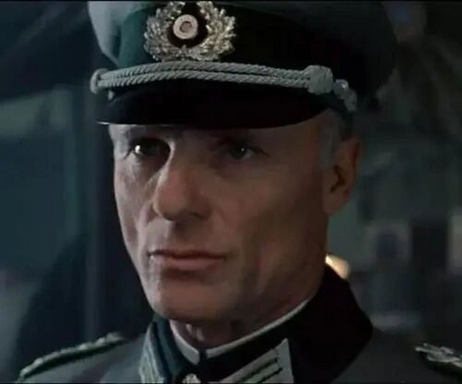 三体——维德 ed harris 冰冷的气质很老年维德了,像关了30年后依然不