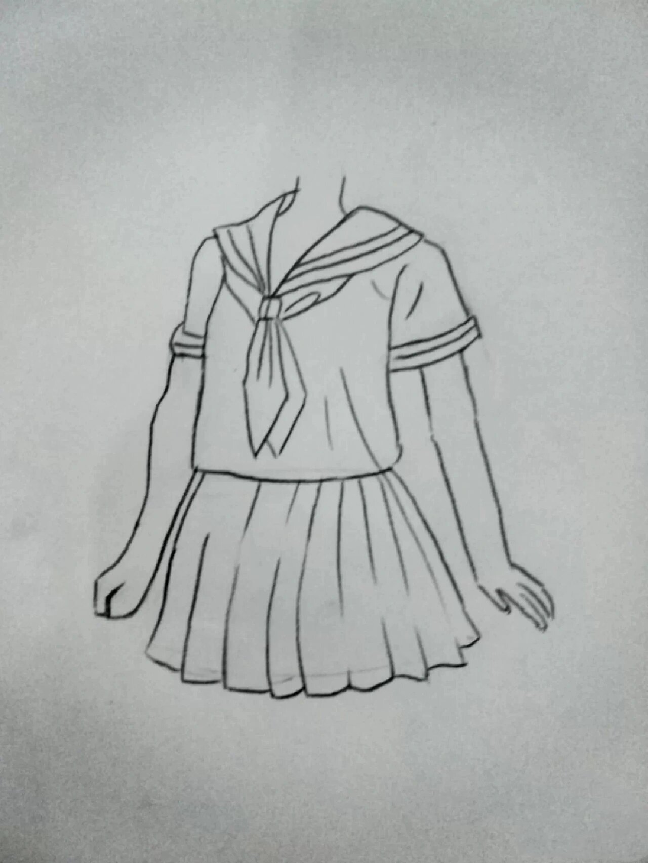 五种衣服和裙子的画法