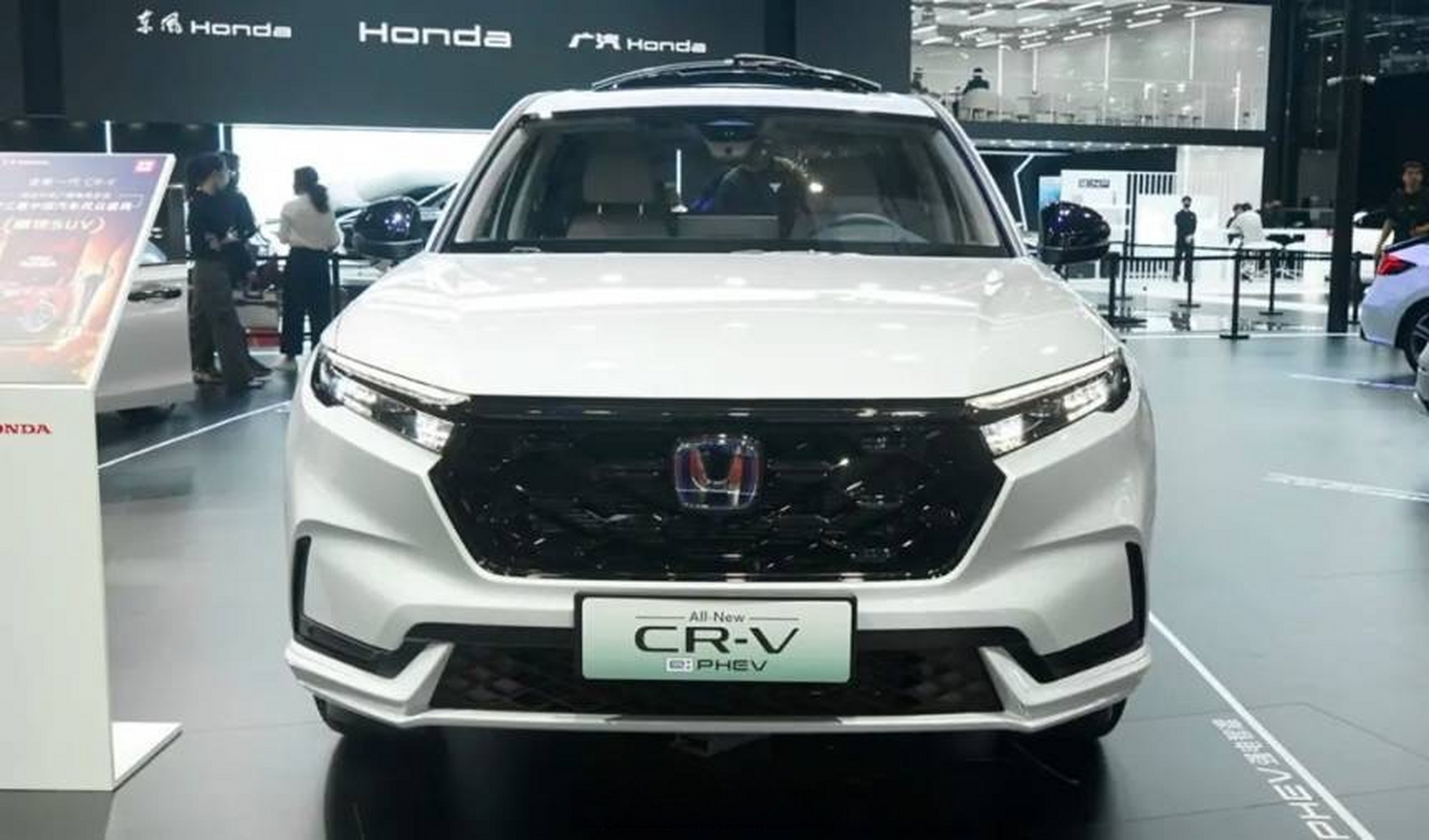 东风本田:2023款cr-v e:phev官方指导价全系下调2万元,最新指导售价为