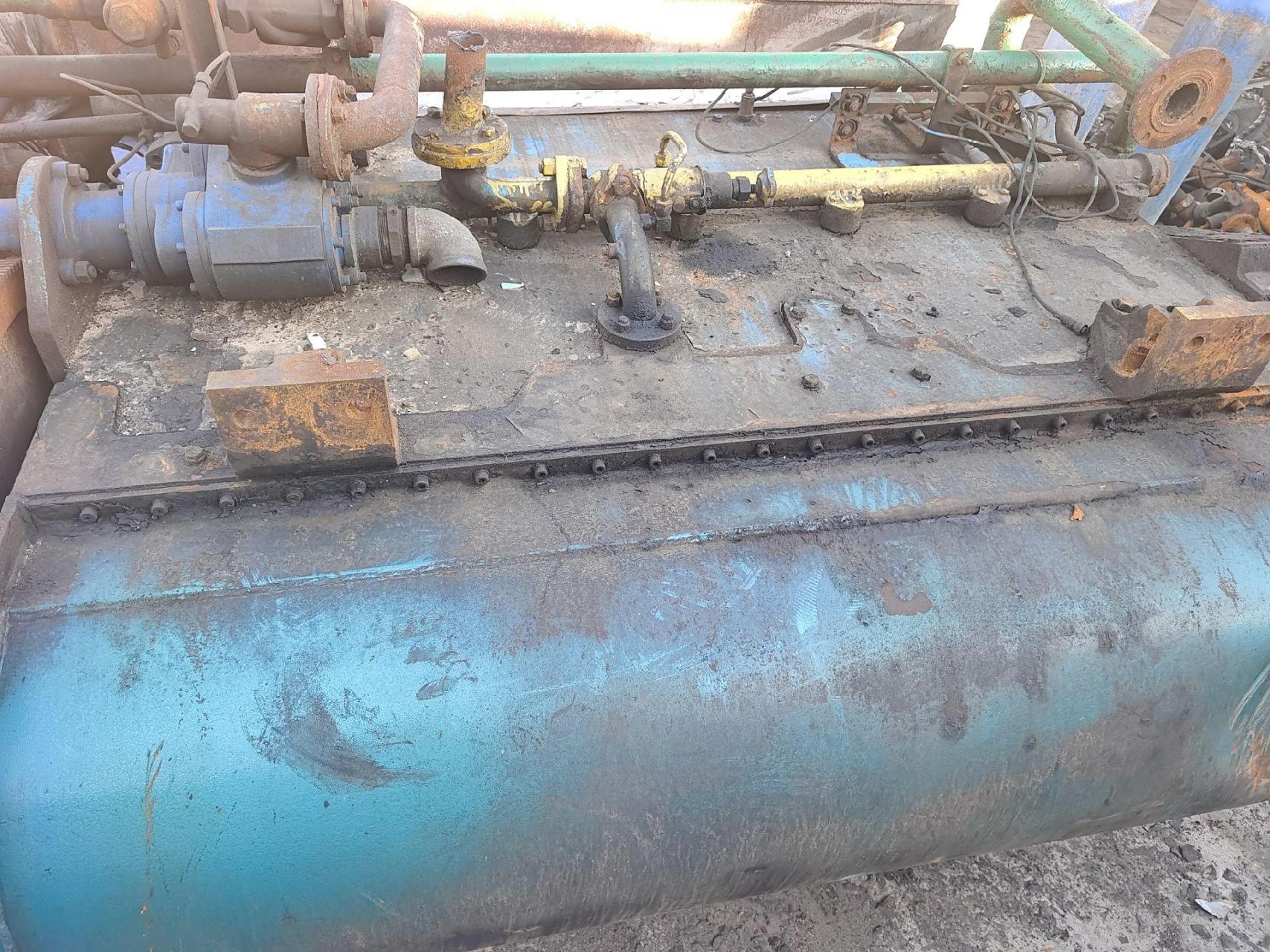 潍柴6200船用发动机,950马力.