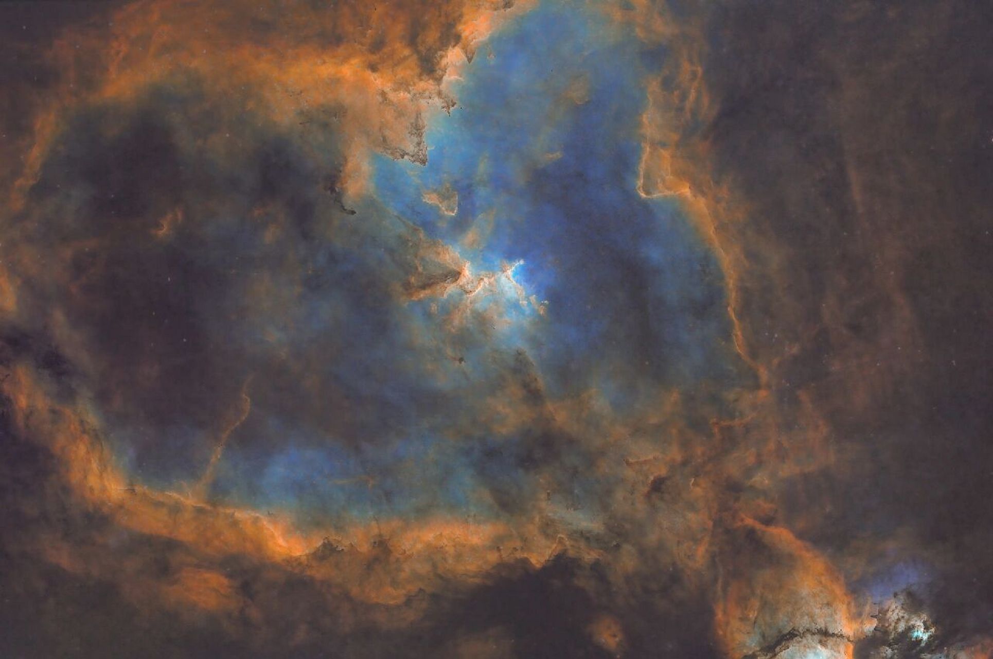 挑战一张封神6015520|宇宙中的极致浪漫 ic1805,由于其形状,而被