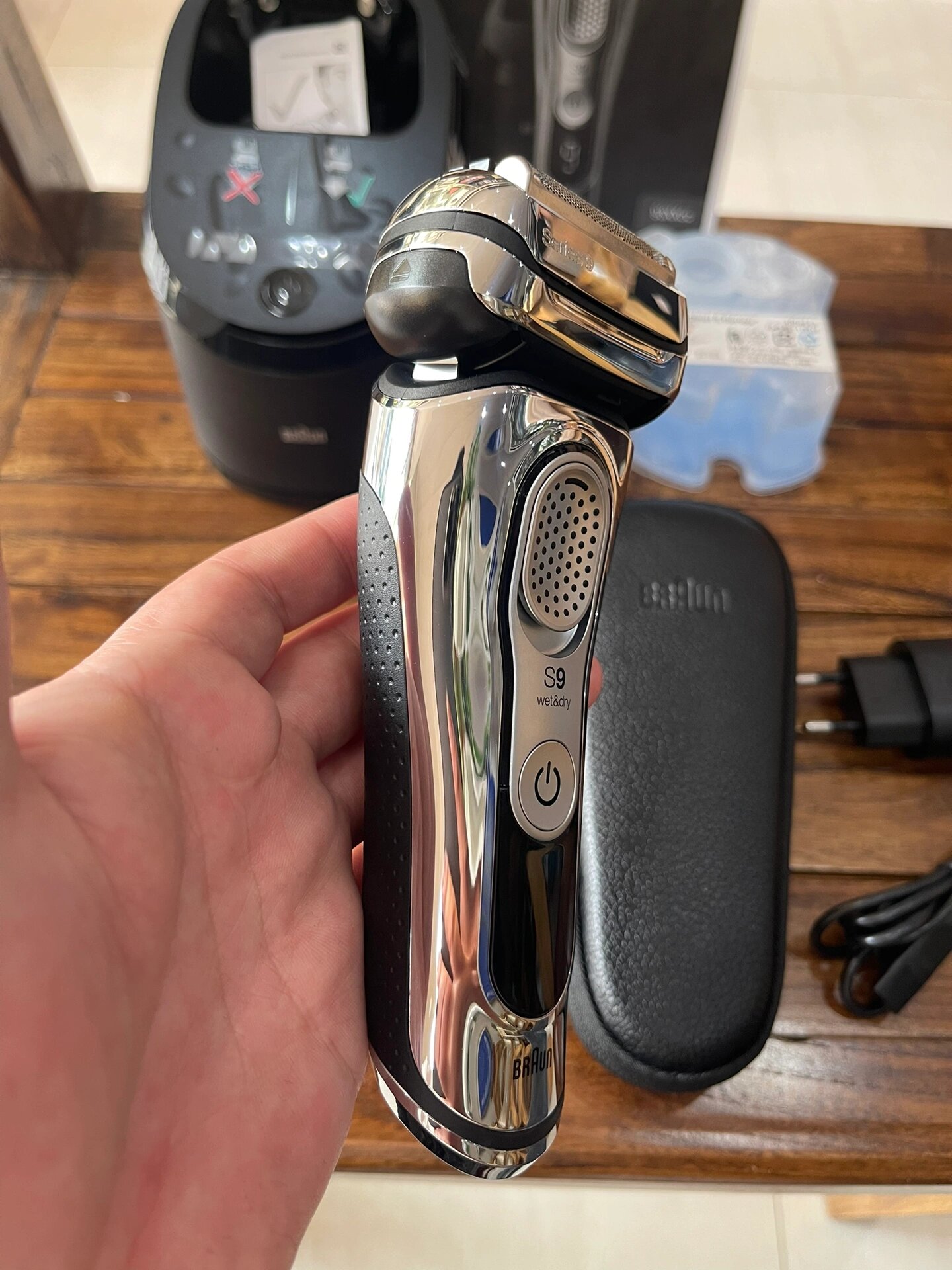 全新德国博朗剃须刀9395cc(德版正品)特价出 全新德国制造博朗剃须刀