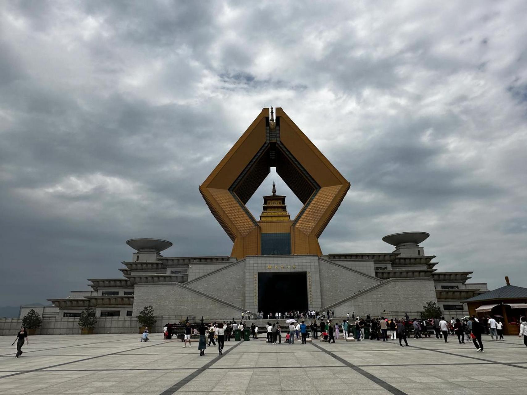 陕西法门寺塔图片