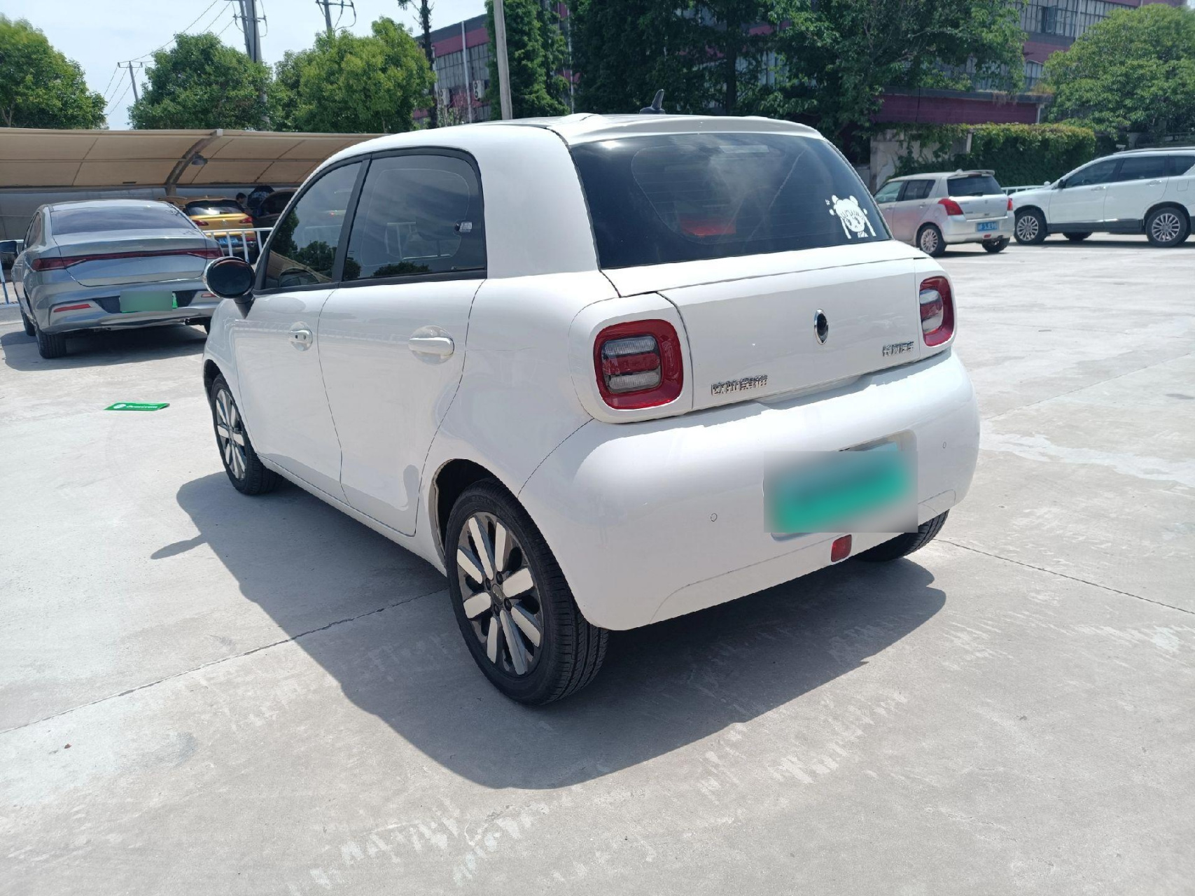 19万,长城汽车(欧拉) 欧拉黑猫 2021款 351km 标准型,2020年12月上牌