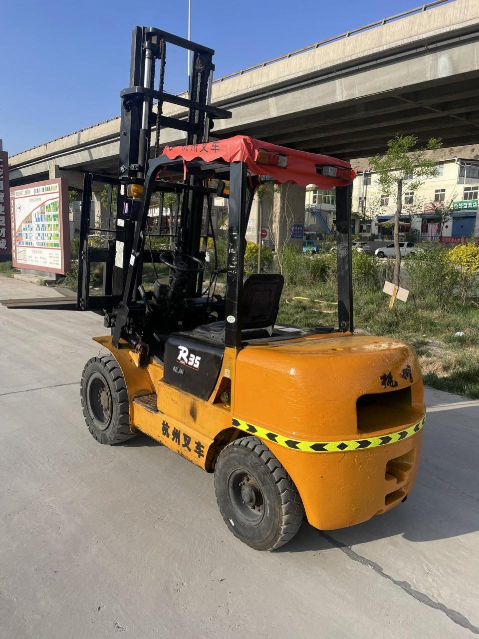 杭叉,叉车,2016年  杭叉 r35    3.5吨  升高4.