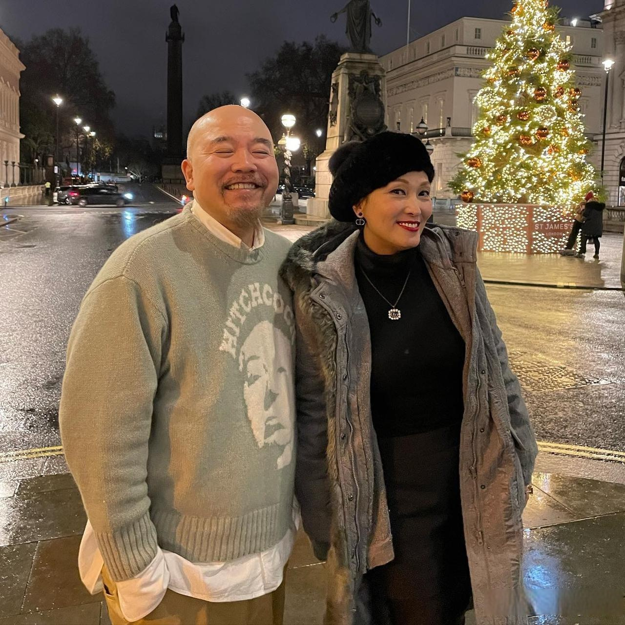 50岁李蕙敏皮肤keep得劲好网民大赞愈来愈靓 与黄伟文相约伦敦 著名