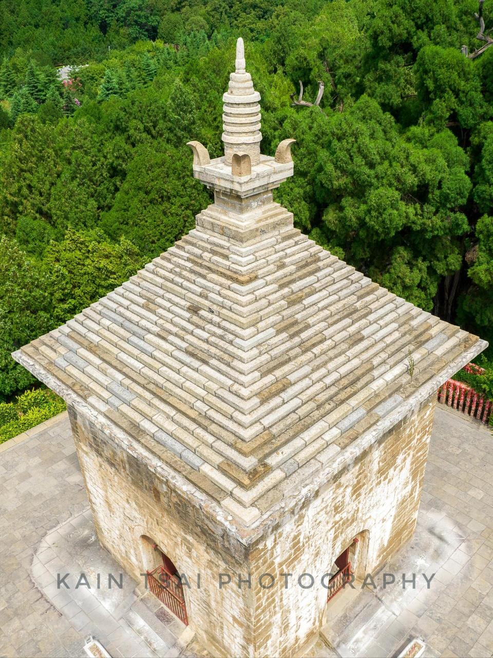 济南四门塔风景区图片