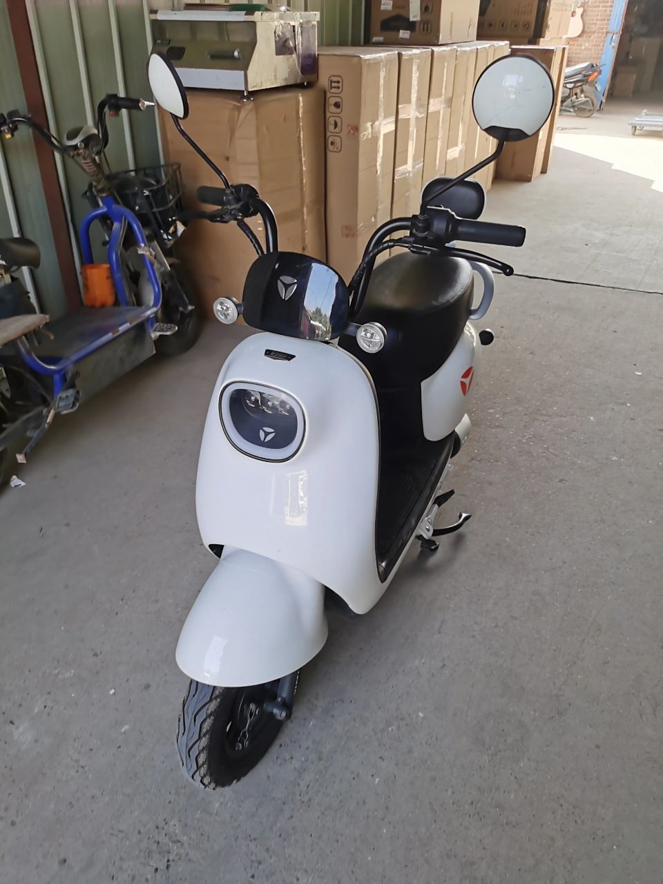 雅迪q699新 手慢无 还是批发价