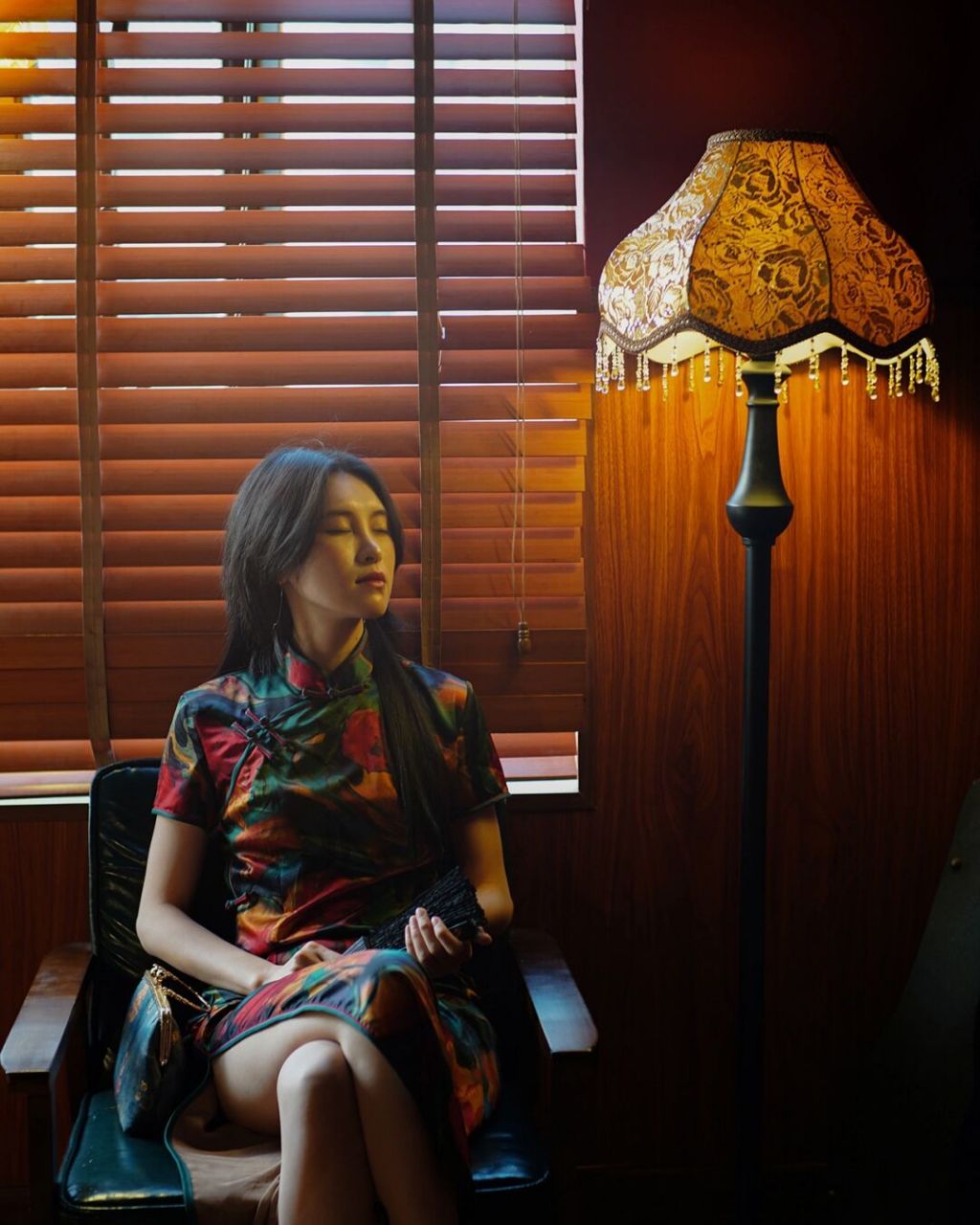 终于在这个写真馆拍到了满意的港风剧照 "极其实在