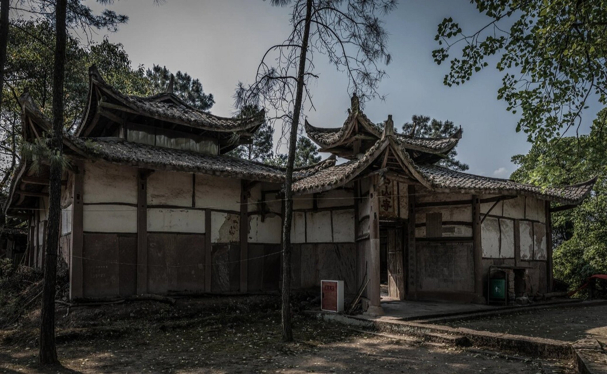 重庆周边打卡|安岳·茗山寺造像(特写) 造像位于安岳县虎头山山顶绝壁