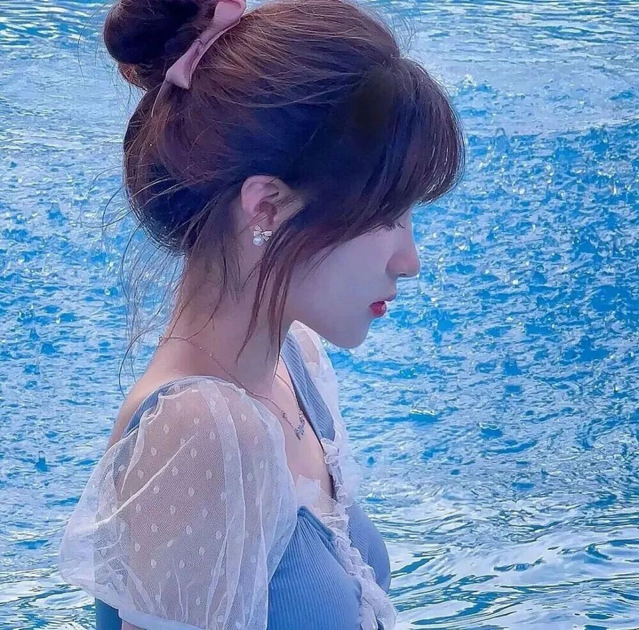 可爱小公举蓝色系真人女生头像