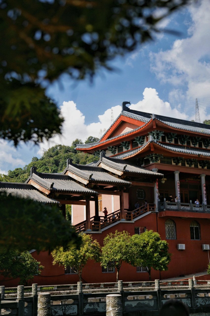 07路线:福州大学生活一区大门7915旗山万佛寺 74用时:20m