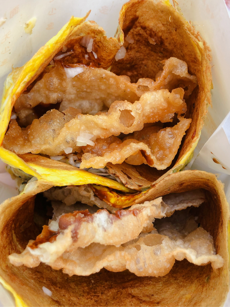 天津必吃|南楼煎饼果子99薄脆真的超级脆 来天津必吃的煎饼果子!