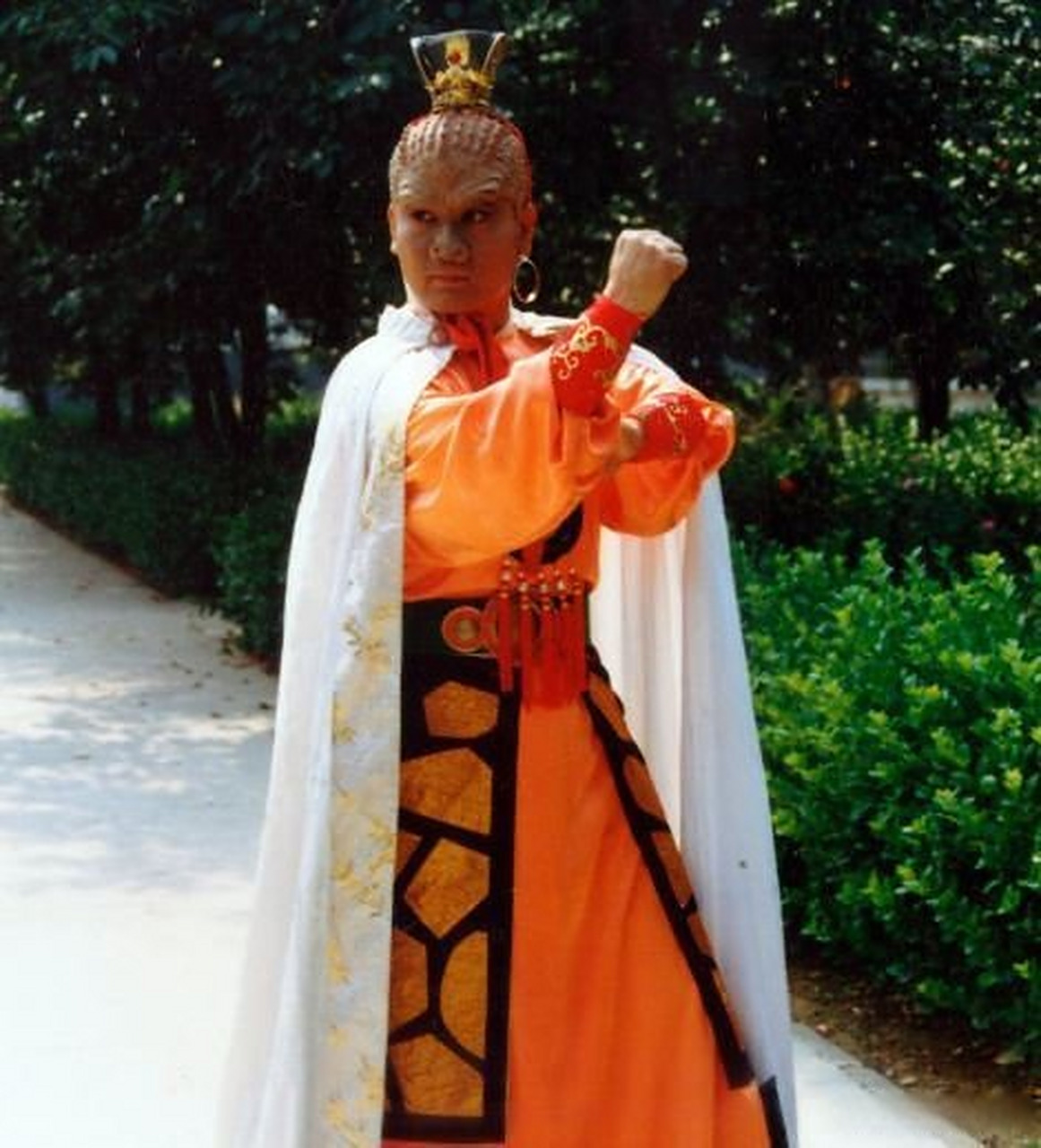 安亚平去世,演员安亚平于6月28日因喉癌在北京病逝,骨灰已于7月10日