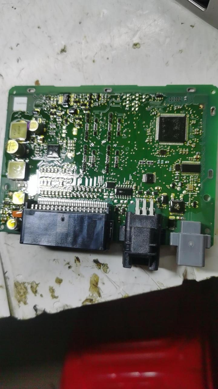 18款路虎揽胜无智能钥匙失效完美维修