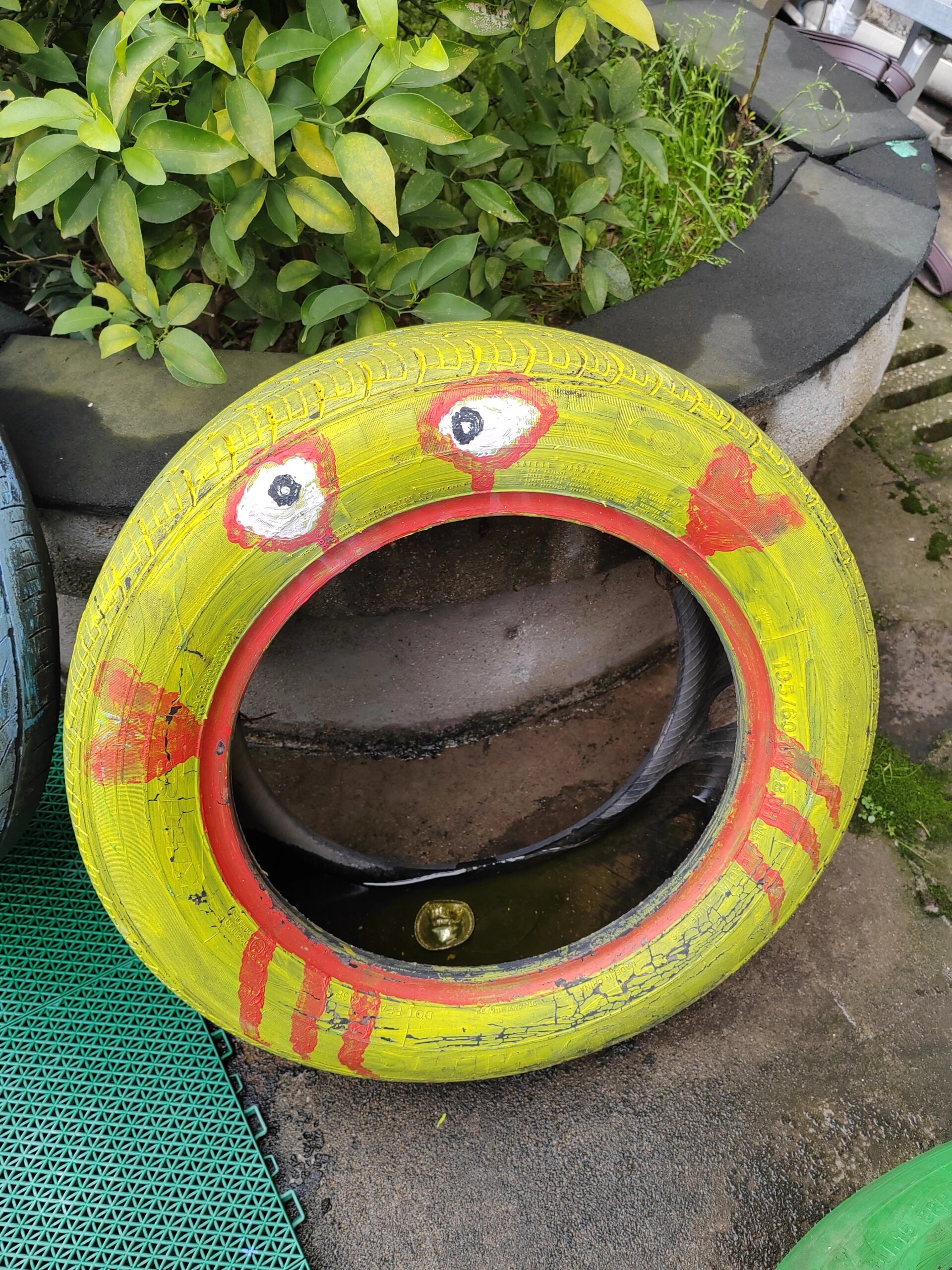 轮胎画简单好看