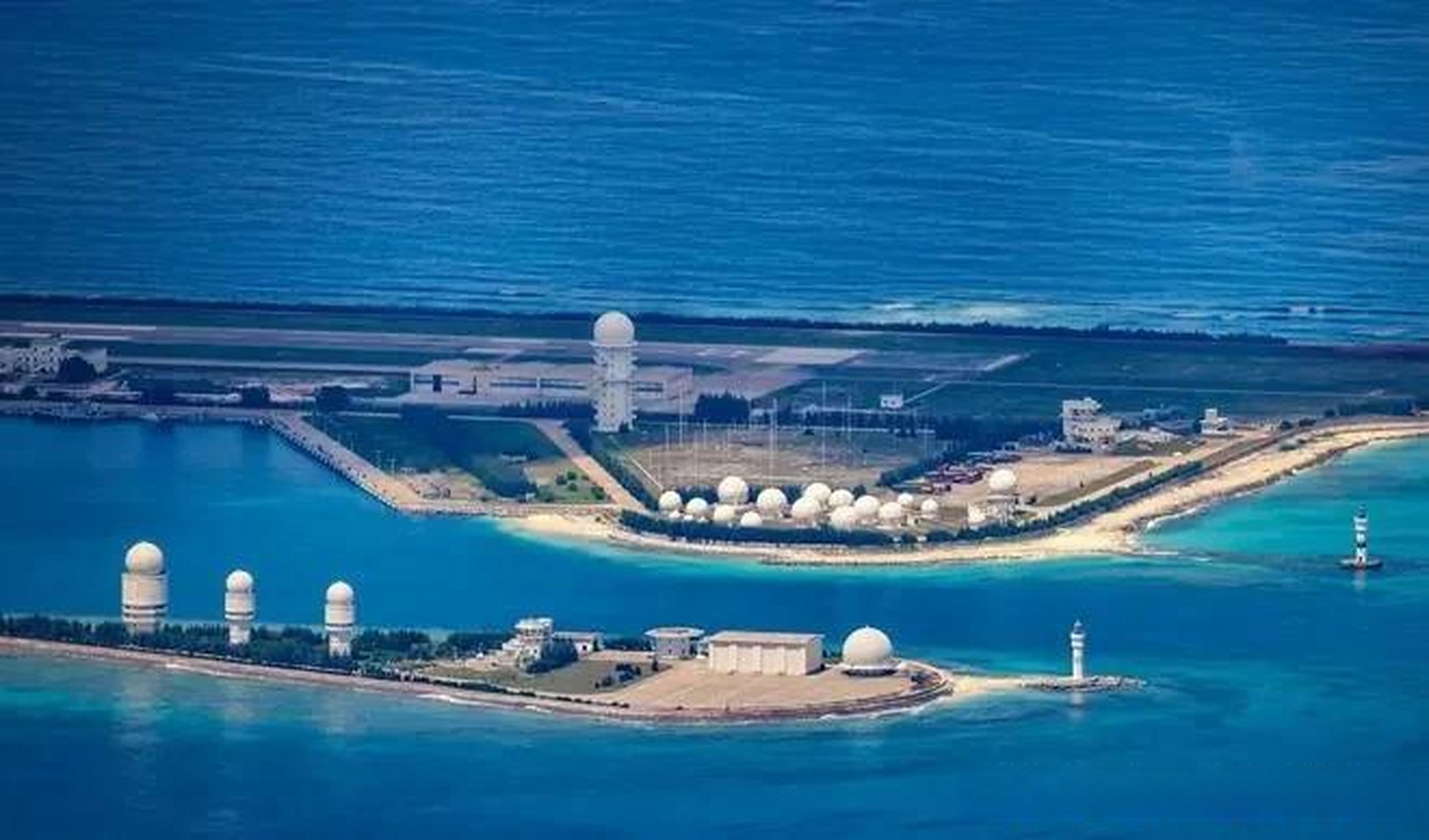 永暑岛现状  我国南海第一军事基地,得天独厚的条件; 1,永暑岛位于永