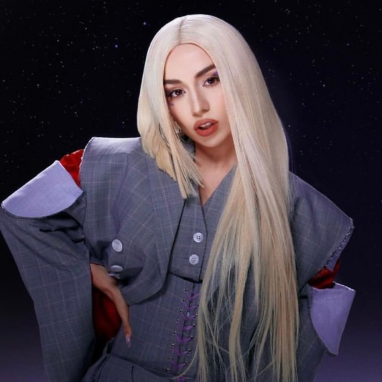 【真假自辨】ava max的第二张专辑已经完成,有望今年发行.