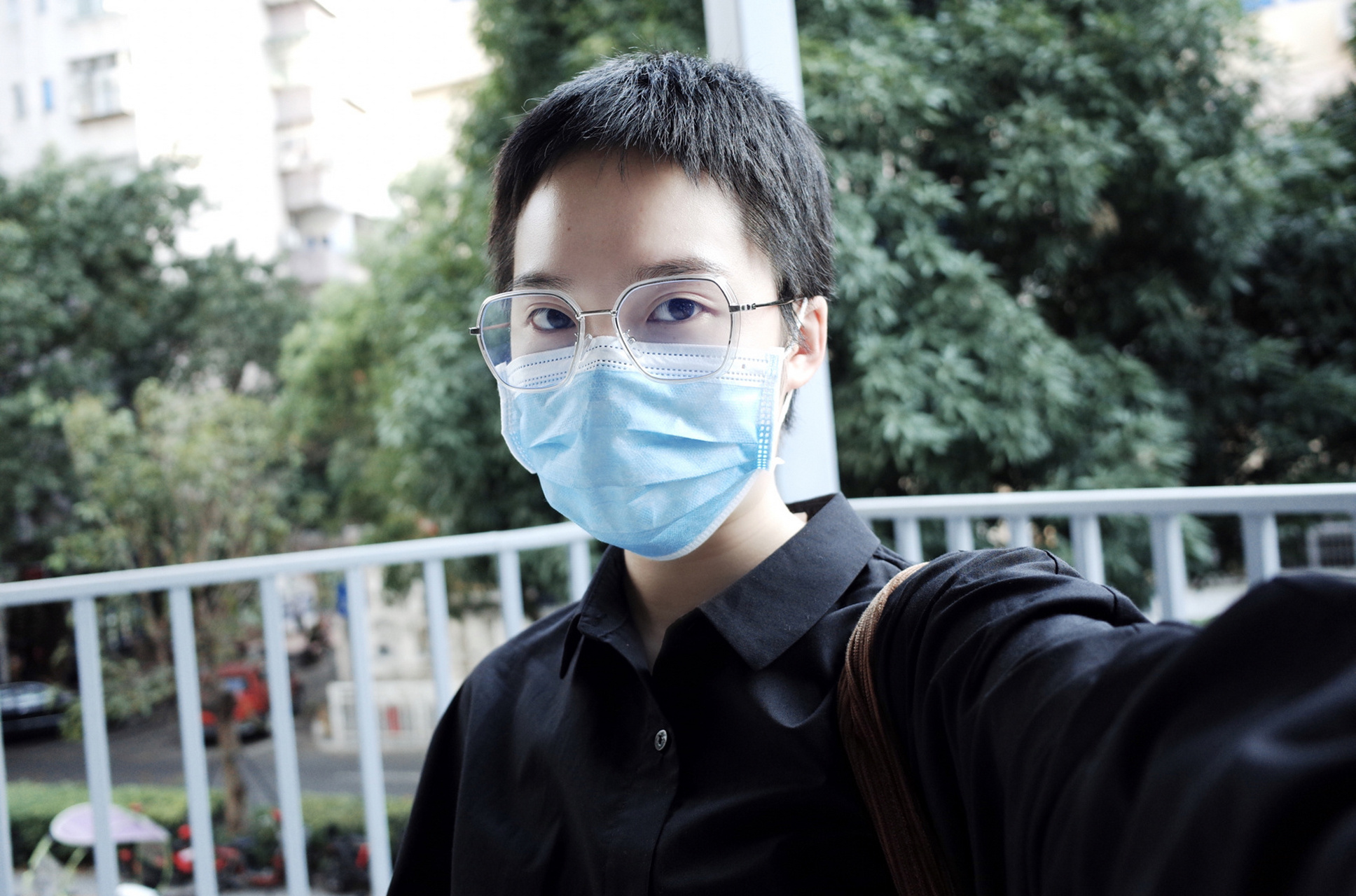 从9毫米的寸头铁t到甜妹 我的短发记录95 陪朋友一块剃了寸头 过了