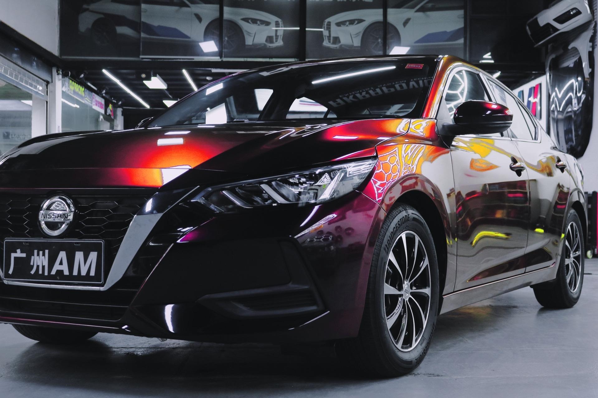 日产轩逸改色流光黑魅红 黑色红色黄色,三色渐变 高贵又优雅,掩盖不住