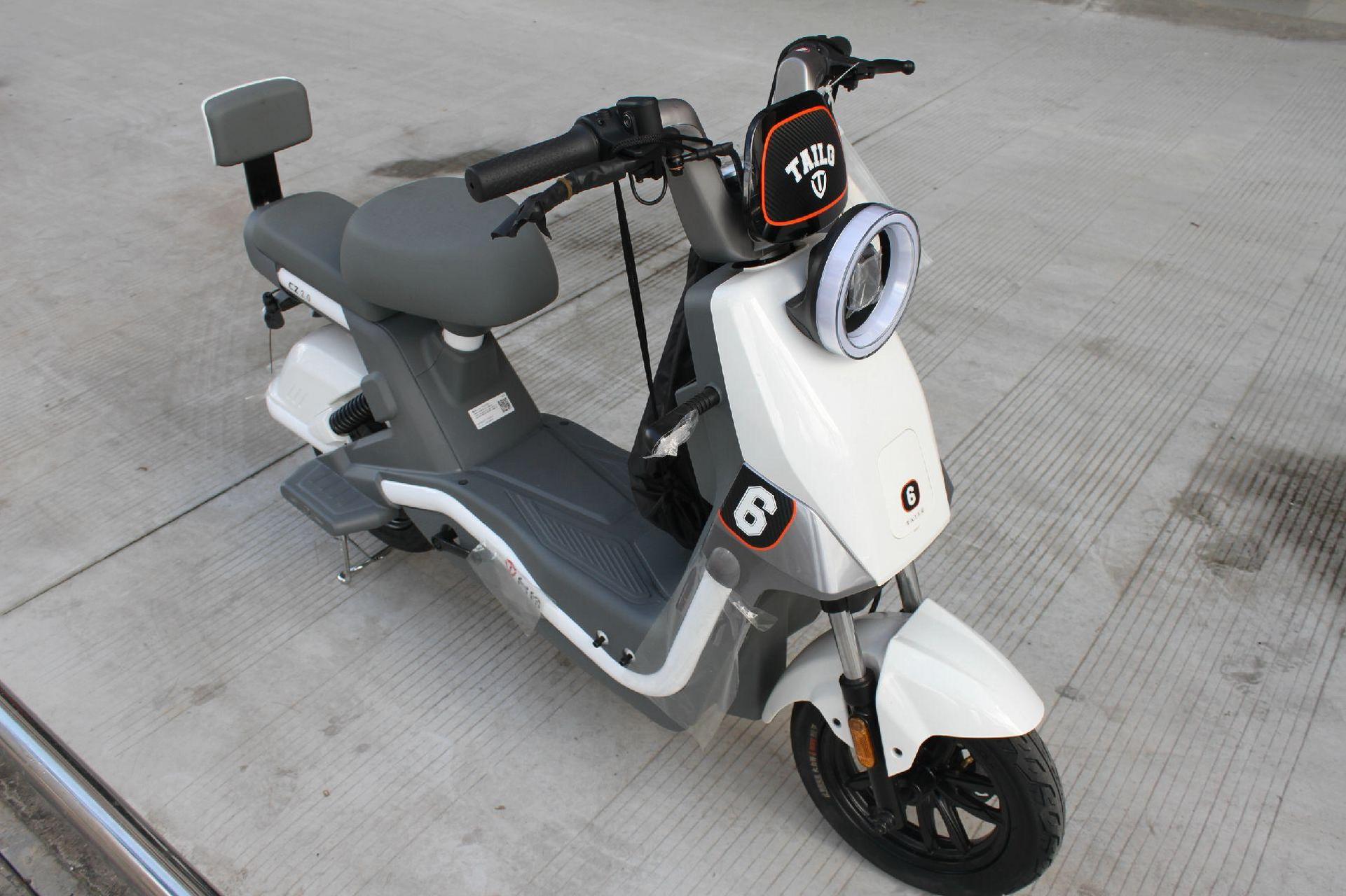 台铃潮战2.0-g.7915轮胎:10寸前铝后铁轮毂/2.