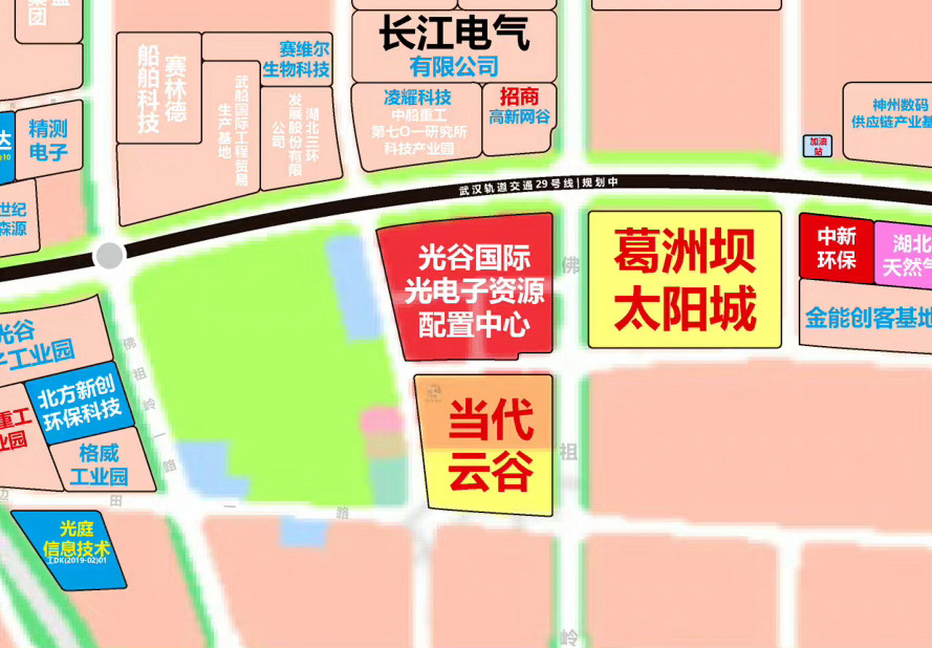 根据当代云谷三期《商品房买卖合同》的相关约定,交房时间预计为2022