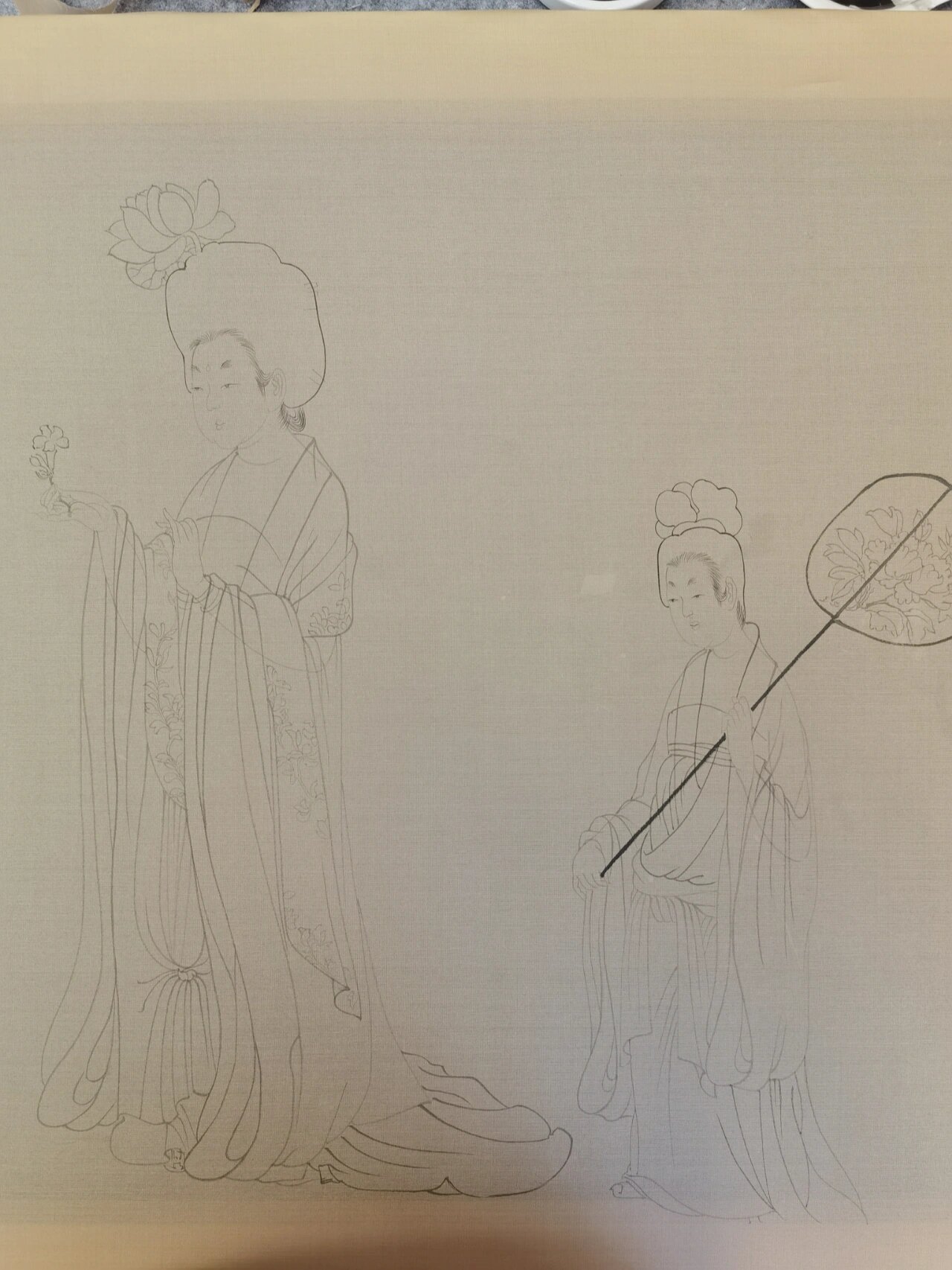 《簪花仕女图》线稿