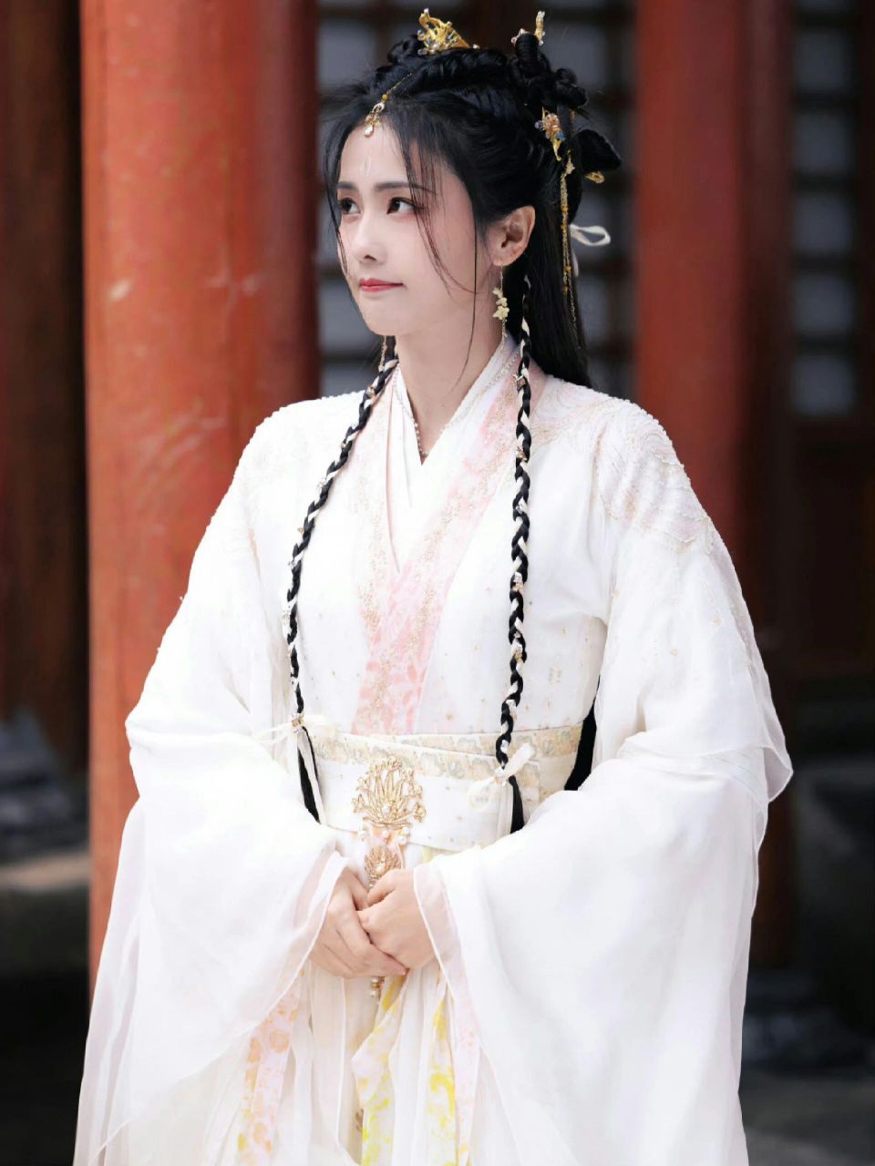 神女黎苏苏壁纸袭来～这组也太美啦 整理相册翻出一组太有氛围感啦