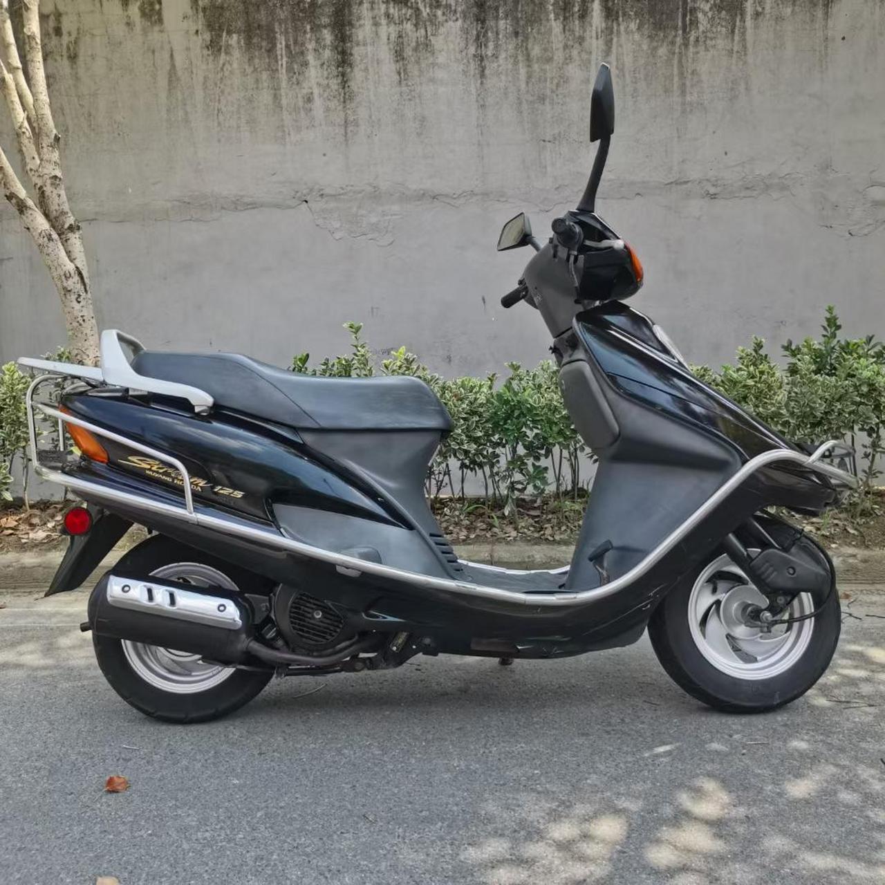 2000年五羊本田wh125,大公主,原装度高.