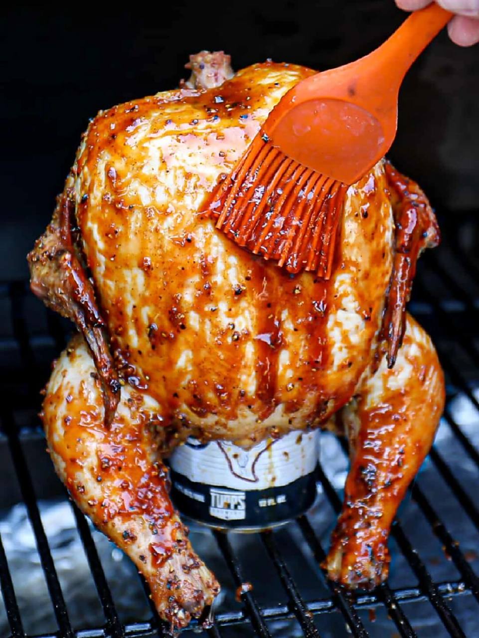 啤酒罐烟熏烤鸡 | 轻松制作鸡肉料理90 这款经典啤酒罐鸡肉的烟熏