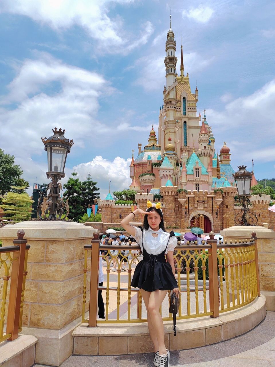 32度7715看看公主们迪士尼的穿搭98注意事项 97996月-8月