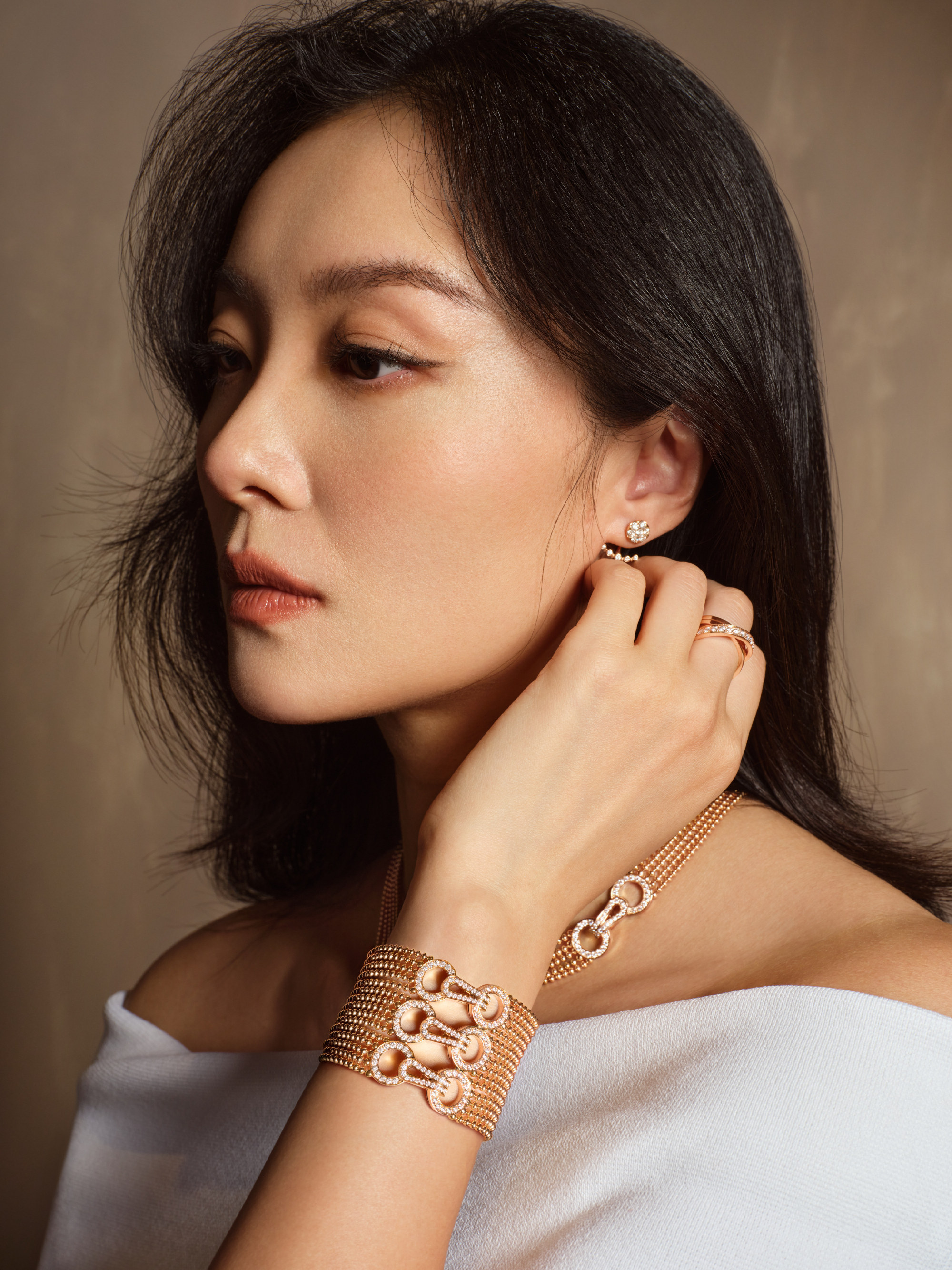 齐溪cartier agrafe大片上线自信从容优雅闪耀