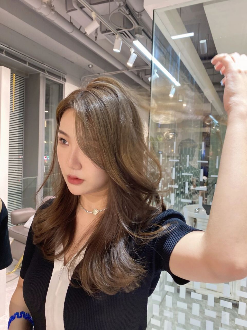 炒鸡好看的冷茶棕发色 质感高级 上镜发色 冷茶棕质感发色 如果不想漂