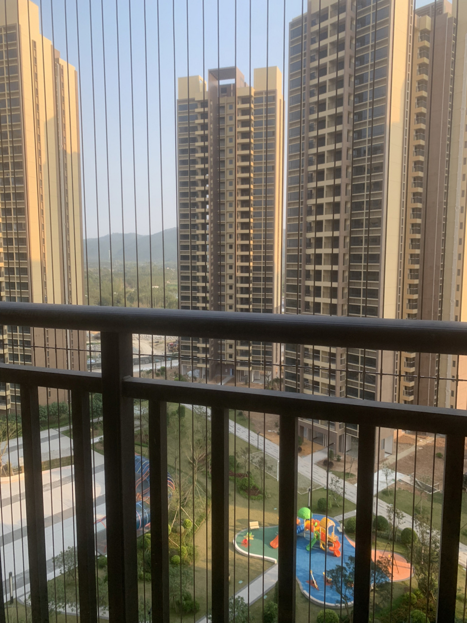 阳台防盗网你们选哪种?