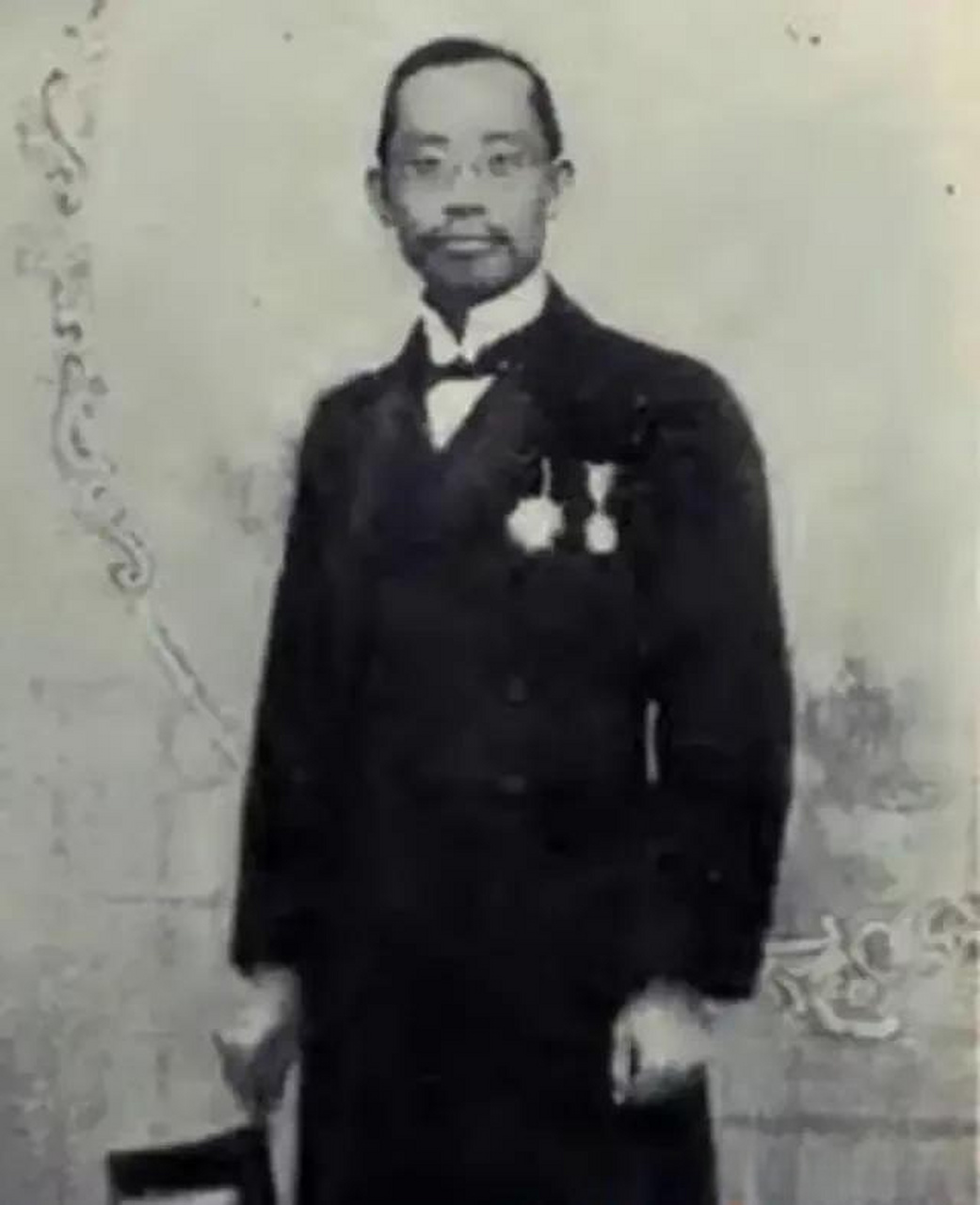 吕志伊(1881—1940,云南思茅人"大滇民族"理论主义者.