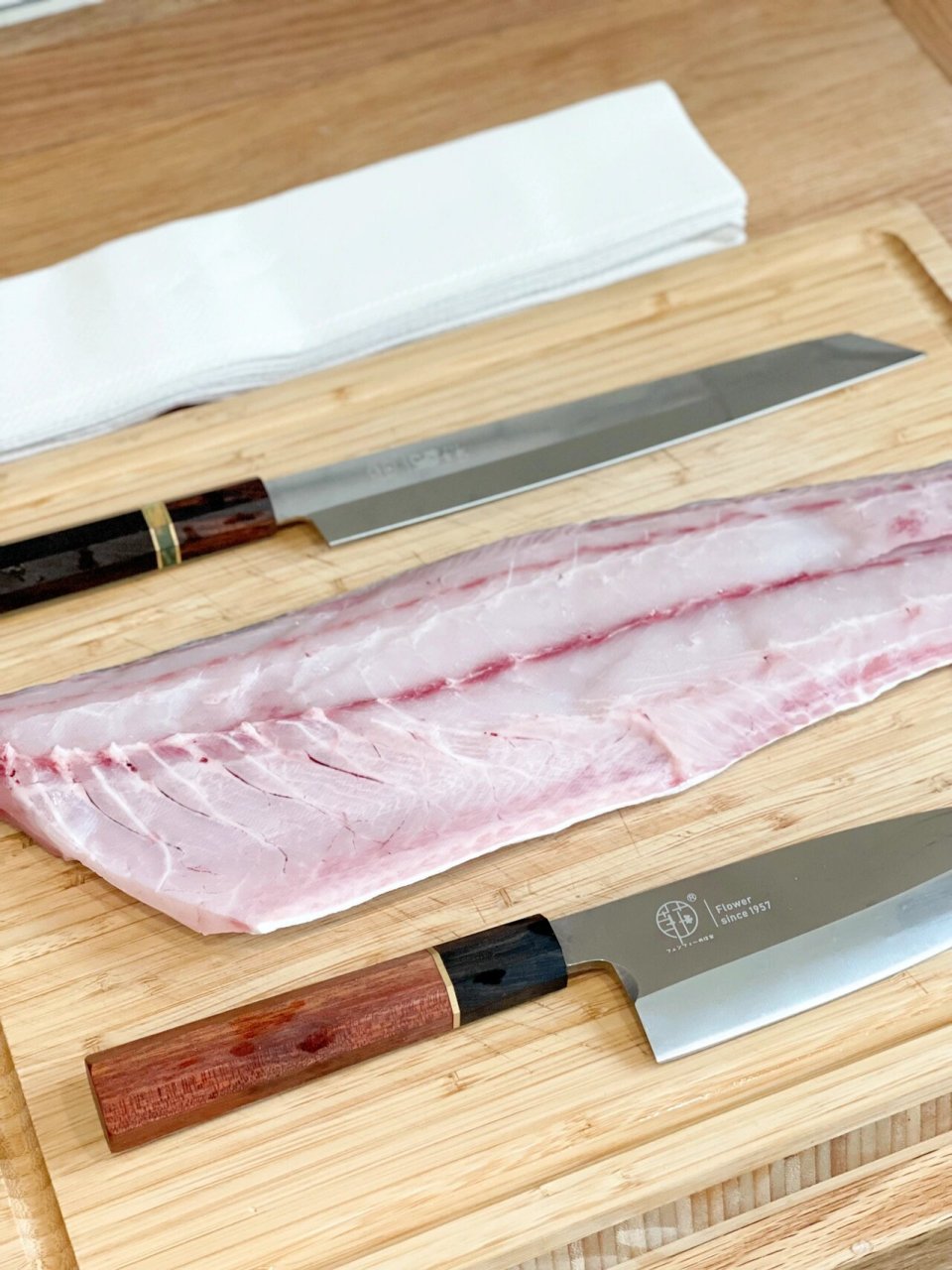 一鱼两吃の日式刺身crossover中式鱼片伊面 军曹鱼也叫海鲡鱼,广东叫