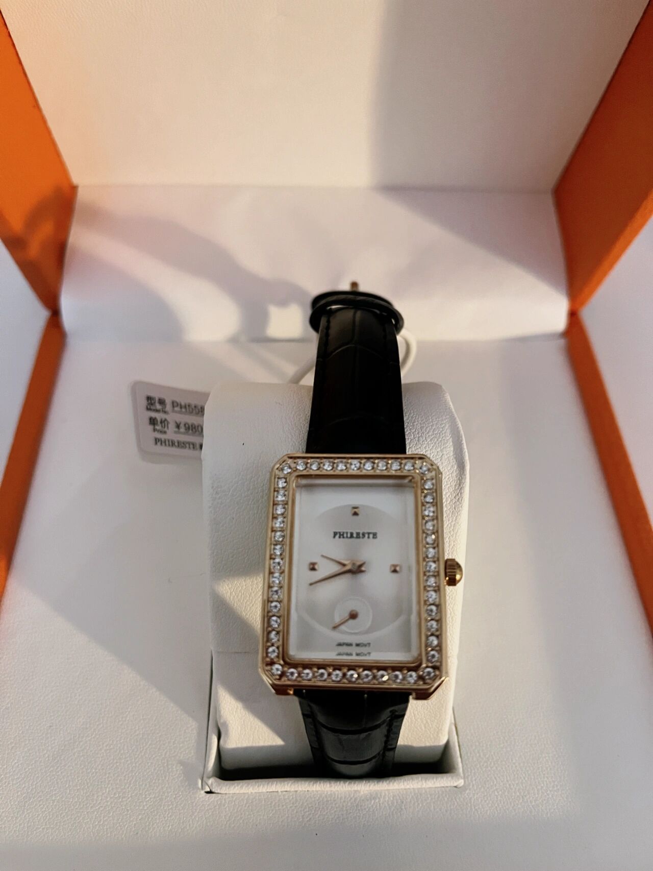 phireste翡拉蒂纳斯女神钻石手表 ❤品牌起源: 1886年,日内瓦市政府