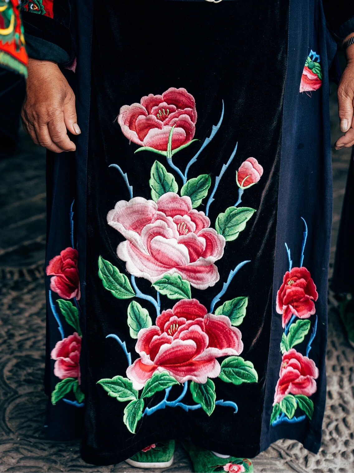 苗族纹饰之美|一针一线中传承的是东方美学 想要了解一个民族的文化