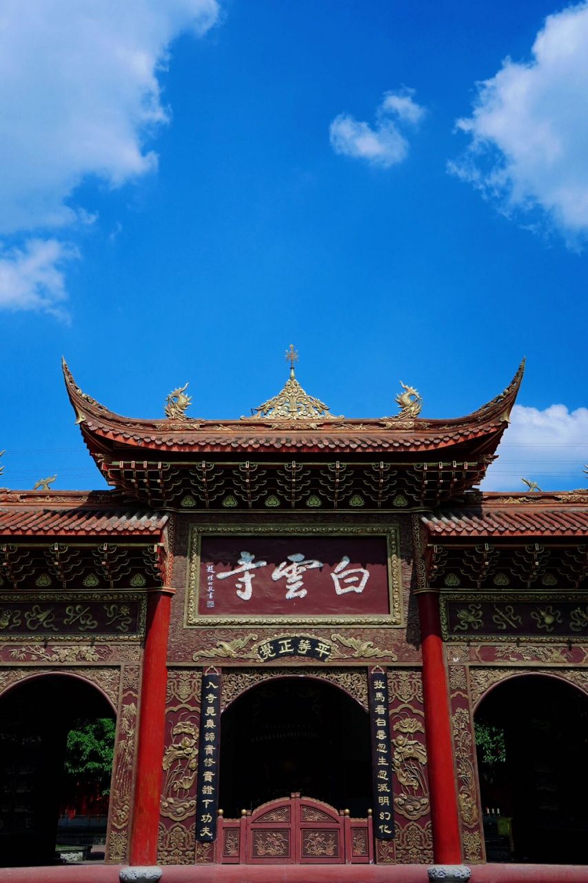 成都周边的明代古刹太好拍了——白云寺 "几盏青灯映佛堂,梵音袅袅淡