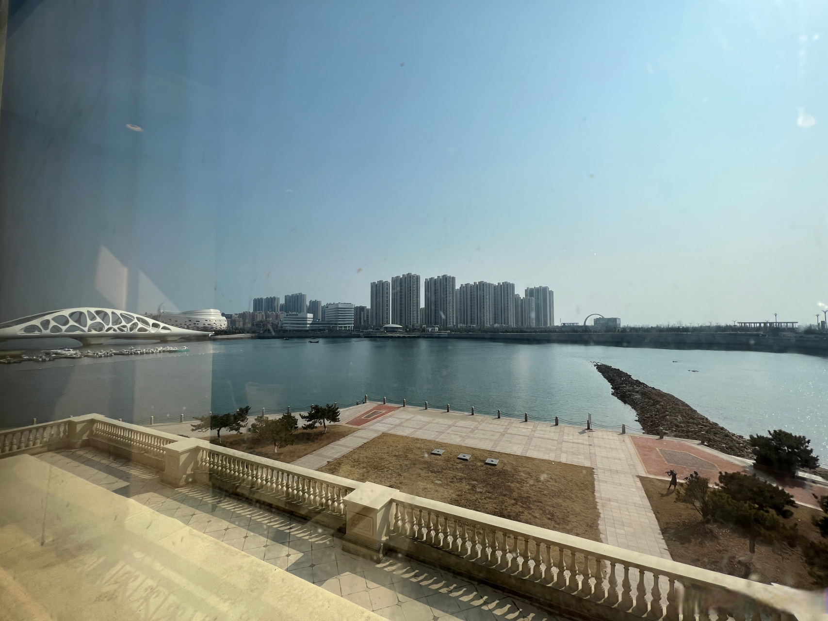 不过因为星光岛的建设挡了鲤鱼门的视野,还给鲤鱼门赔